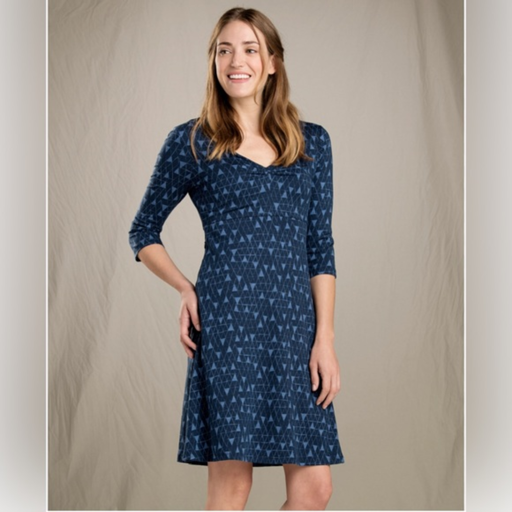 Toad&Co Rosalinda blue dress with a triangle pattern‎ Size Small